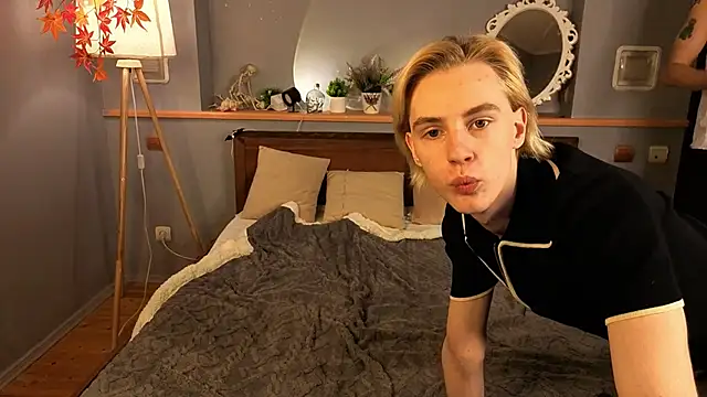 saintlauren1 live sex cam