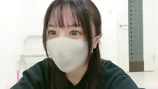 _Mia_land_ live sex cam