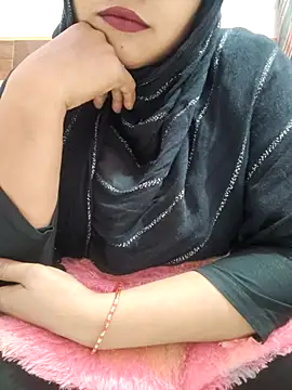 Indian-Nazia's cam snapshot