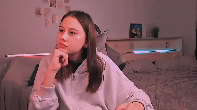 adelle046's cam snapshot