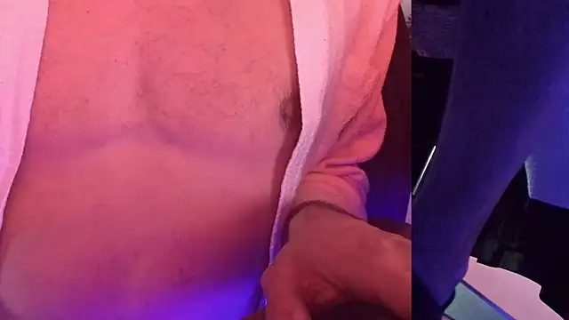 MasterDaddyCool's cam snapshot