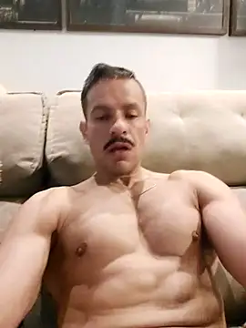 juniortche1313 live sex cam