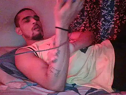 IndianSinsGlow's cam snapshot