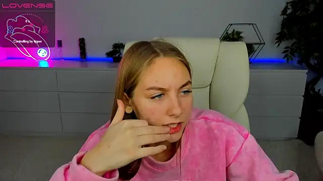 MilaAddams's cam snapshot