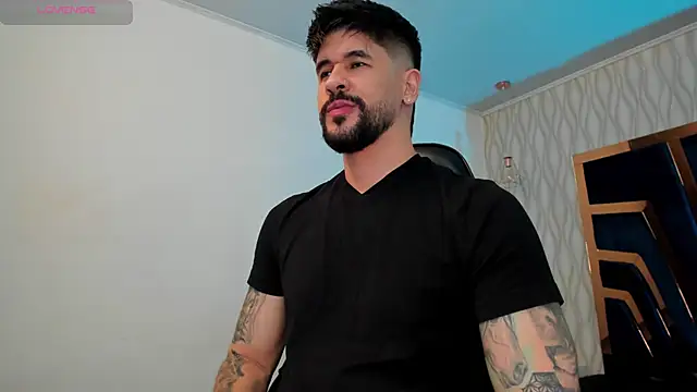 Petesevans live sex cam