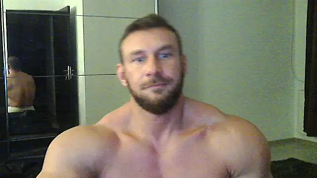 muscularkevin's cam snapshot