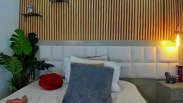 Roseaurora's cam snapshot