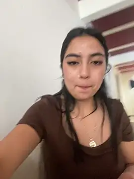 PamelaFtMia's cam snapshot