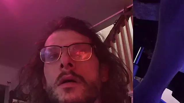 MasterDaddyCool's cam snapshot