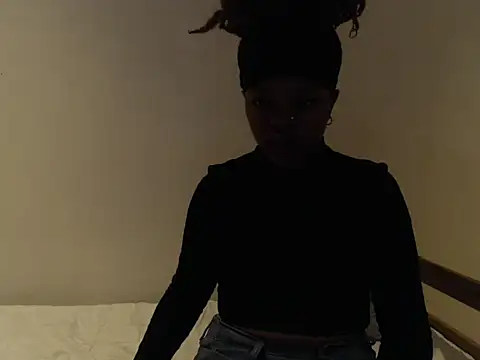 KinkyP6966's cam snapshot