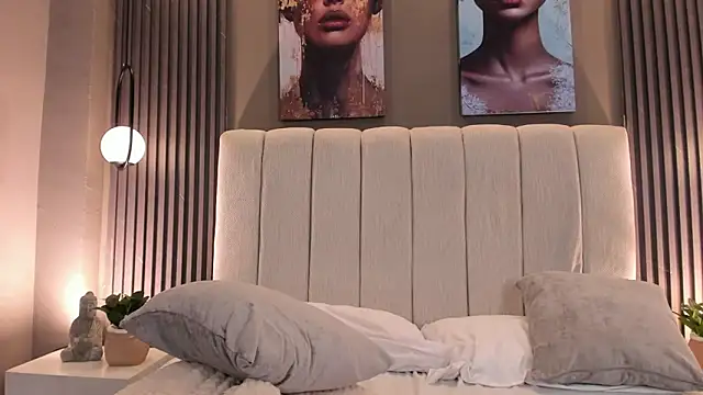 GiannaColling1's cam snapshot