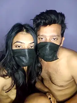 Sexyy-couple's cam snapshot