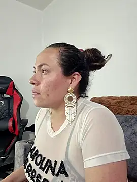 Rouse_hot_'s cam snapshot