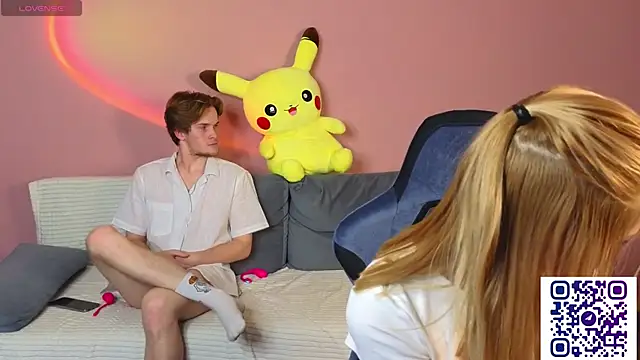 _pikachu0_0 live sex cam