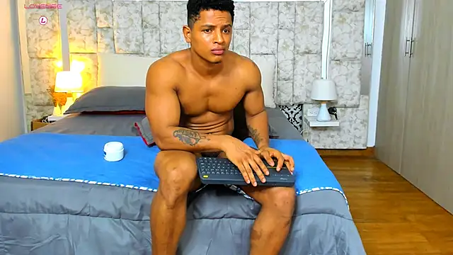 markustheroy333 live sex cam