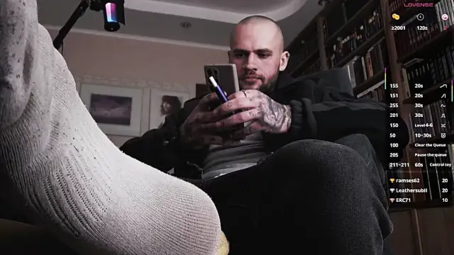 FindomJason live sex cam