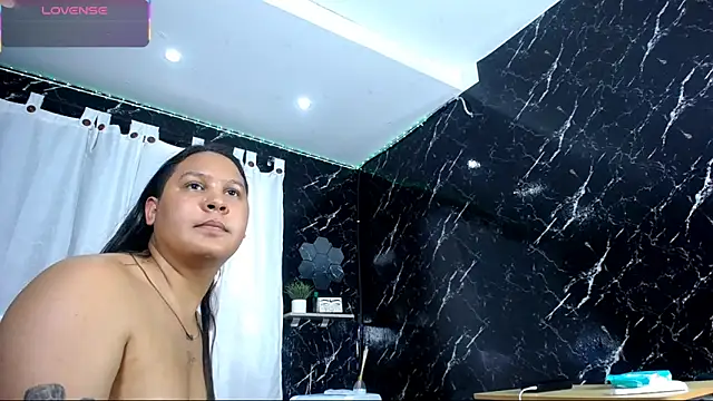 junaiker_roa live sex cam