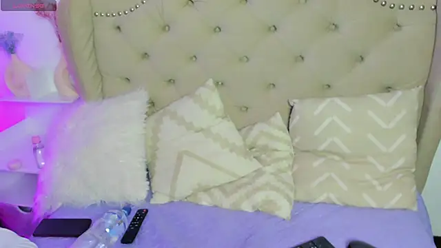 LuluuBerry's cam snapshot