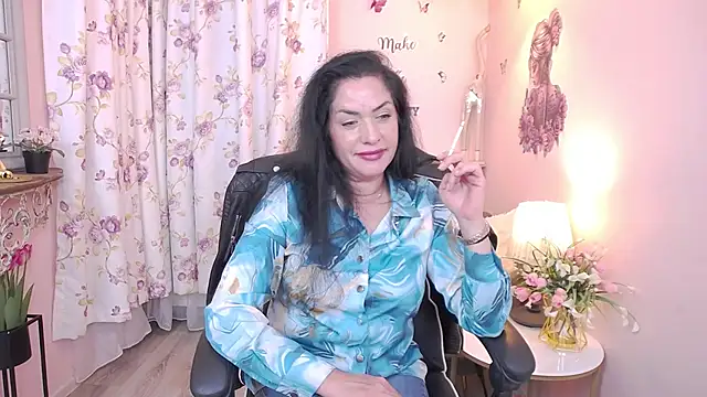 MyLovOne's cam snapshot