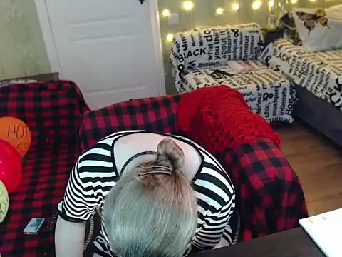 MarleneDietrich's cam snapshot