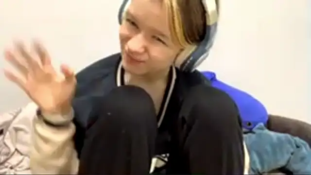 LorRebak's cam snapshot