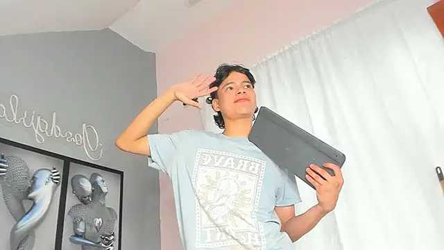 camillo_virgil live sex cam