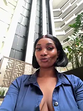 ___Nessa live sex cam