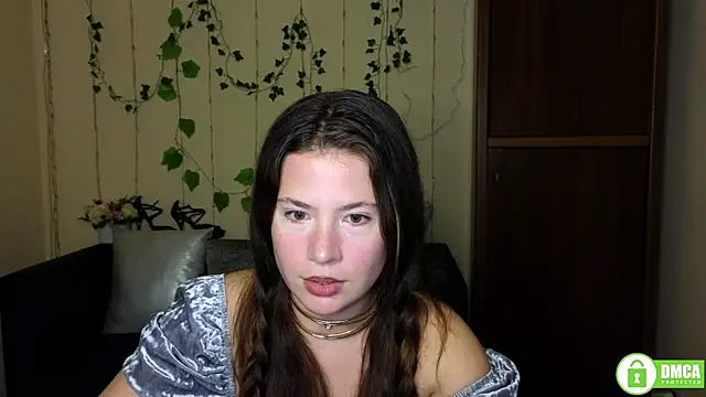 Alicia_redfollow live sex cam