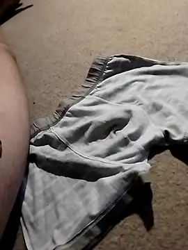 Grig1982 live sex cam