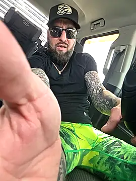 Beardedtattood live sex cam