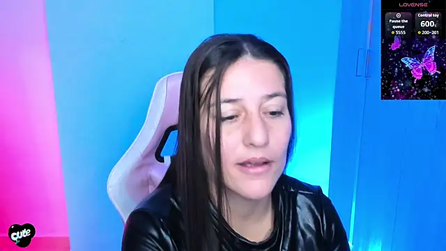 Saskyaa live sex cam