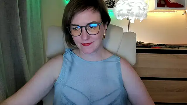 feliziaDesire live sex cam