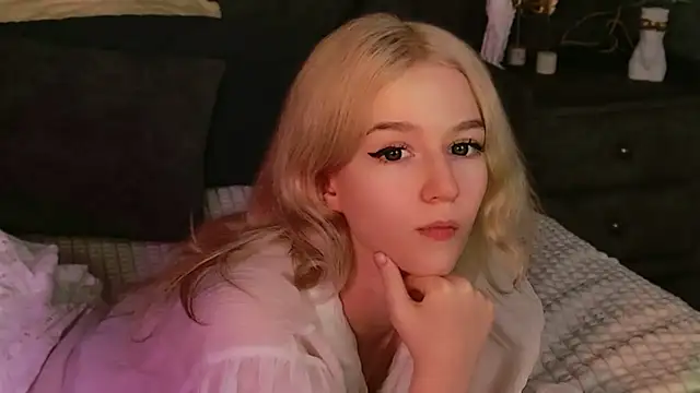 NaomiLoys's cam snapshot