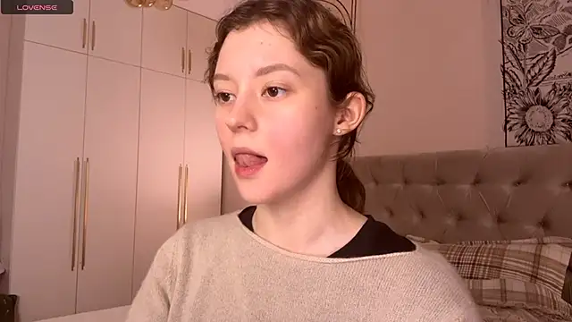 IrisPurrphy's cam snapshot