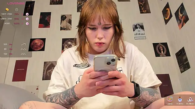 Alice_moonshard live sex cam