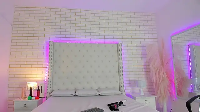 Luciana_brown_ live sex cam