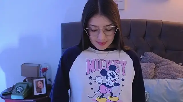 Emma_Lombardi live sex cam