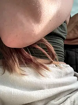 GoldenFlameGoddess's cam snapshot