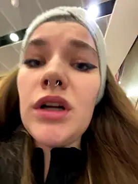 Holy_Tereza's cam snapshot