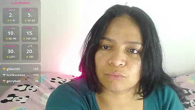 Sara_cute92 live sex cam