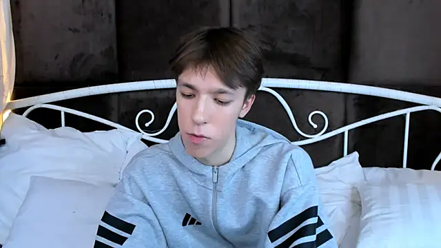 MarkBranston's cam snapshot