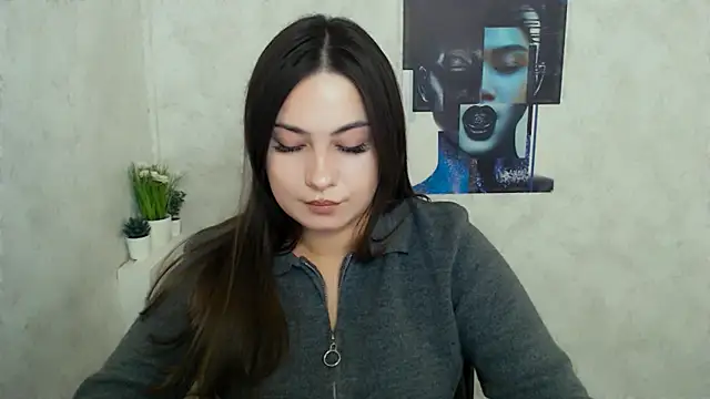 EmiliaTemi_'s cam snapshot