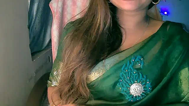 Cute-Tara's cam snapshot