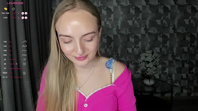 A_delina's cam snapshot