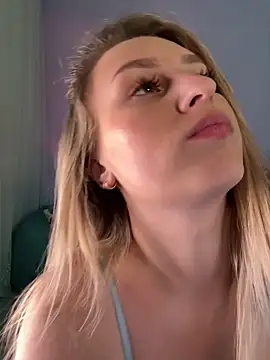 KassandraTress's cam snapshot