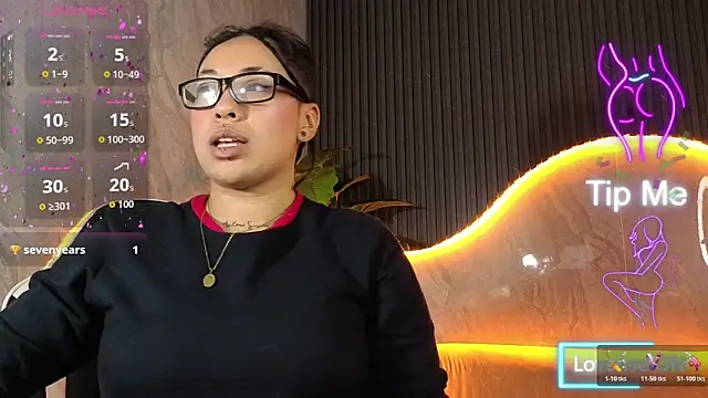 hollypeyton1_tp's cam snapshot