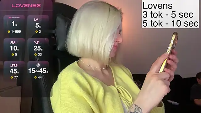 Sexy_Sweets's cam snapshot