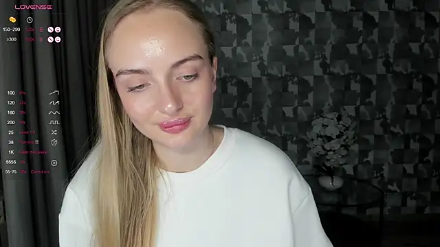 A_delina's cam snapshot