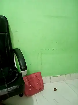 Rashmi_011's cam snapshot