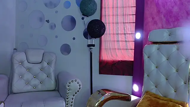 Nina_Roser live sex cam